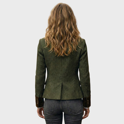 Sophie – Ponadczasowa Elegancja w Klasycznej Jodełce